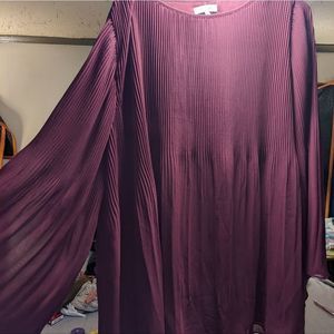 Gorgeous burgundy shade blouse w/double layer flare arms 2x top